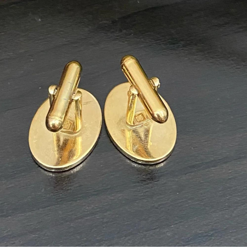Vintage Unsigned Brushed Gold-tone Oval Cufflinks